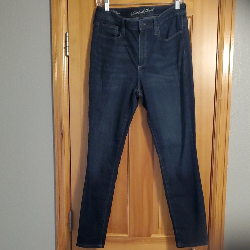 Universal Threads Women's Dark Blue Jeans High Rise Skinny sz12/31r